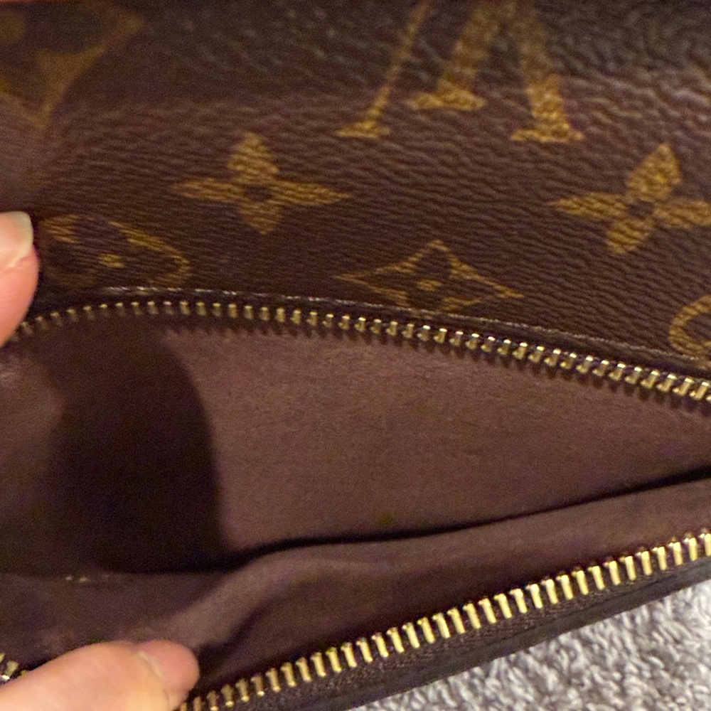 Louis Vuitton Monogram Pochette Métis Crossbody - Picture 6 of 8